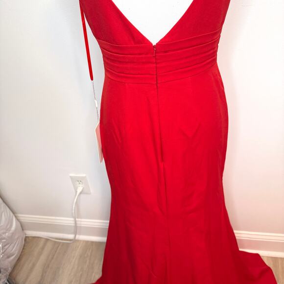 Mac Duggal Sleeveless V Neck Bow Detail Mermaid Gown In Red 49454 Size 4 New - Picture 10 of 15